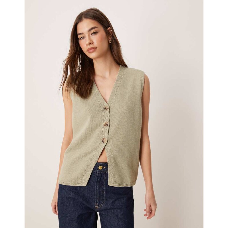 ASOS DESIGN clean knitted relaxed fit waistcoat in khaki-Green 106058535
