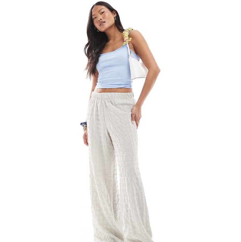 ONLY Petite seersucker wide leg trousers in ice grey 105467972