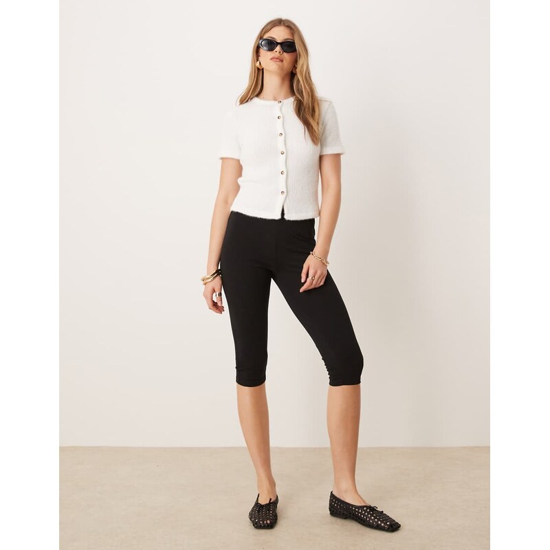 ASOS DESIGN capri legging shorts in black 105468992