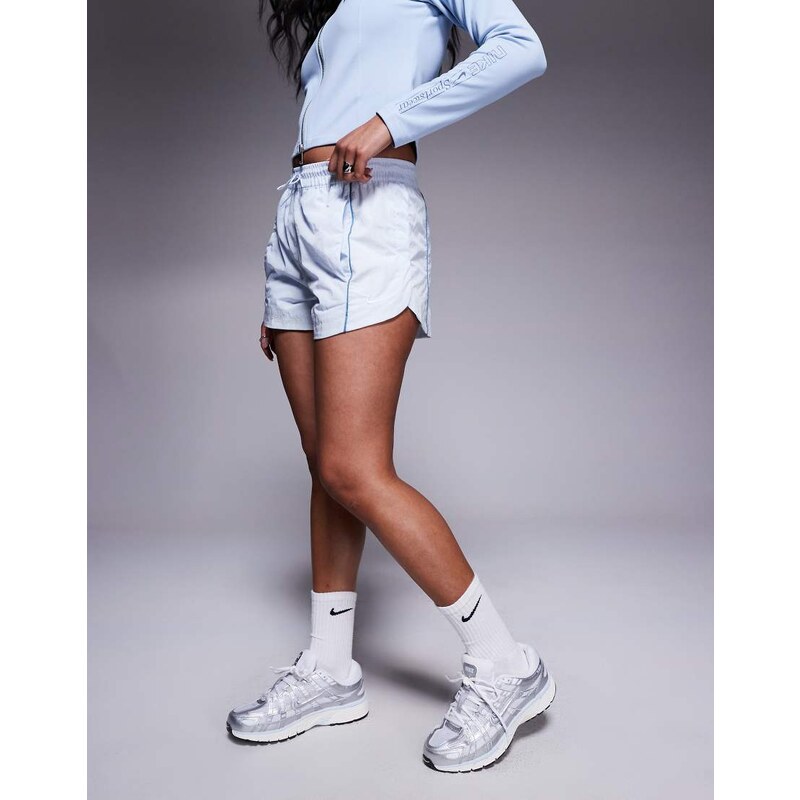 Nike Wind Runner 2inch woven shorts in light blue 107302880