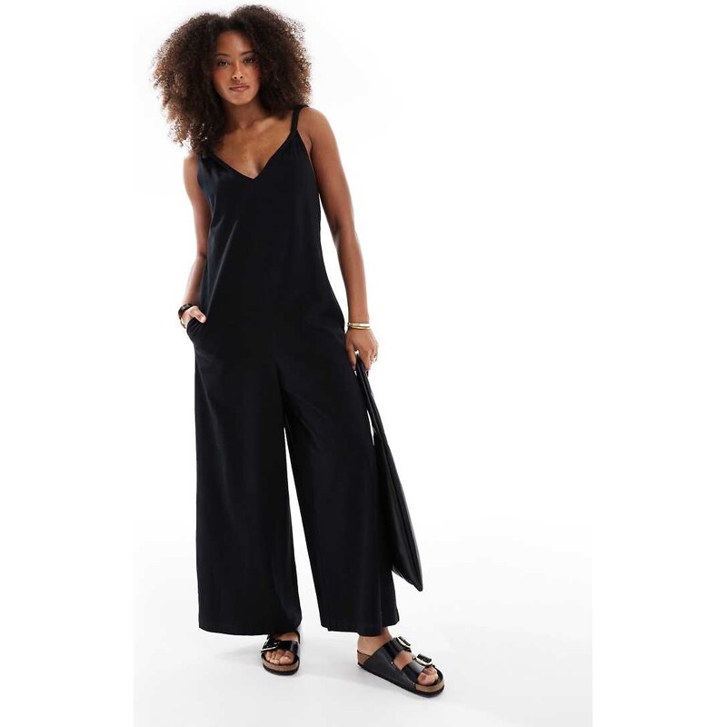 ASOS DESIGN Twist shoulder jumpsuit in black 105547283