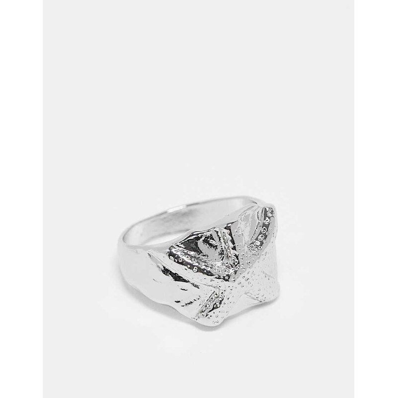 ASOS DESIGN ring with starfish in silver tone 105547351