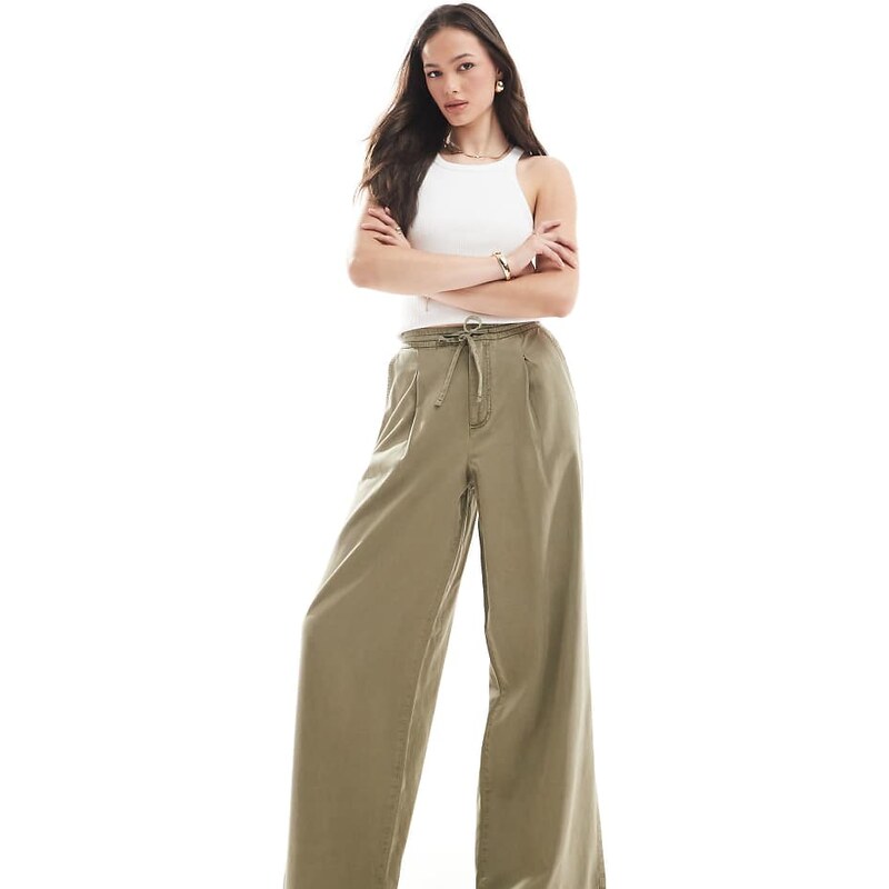 ASOS Tall ASOS DESIGN Tall soft wide leg trouser in washed khaki-Black 115510184