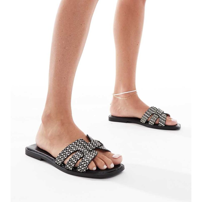 SEQWL Wide Fit SEQWL Stork Wide Fit flat sandals in raffia black 112564479