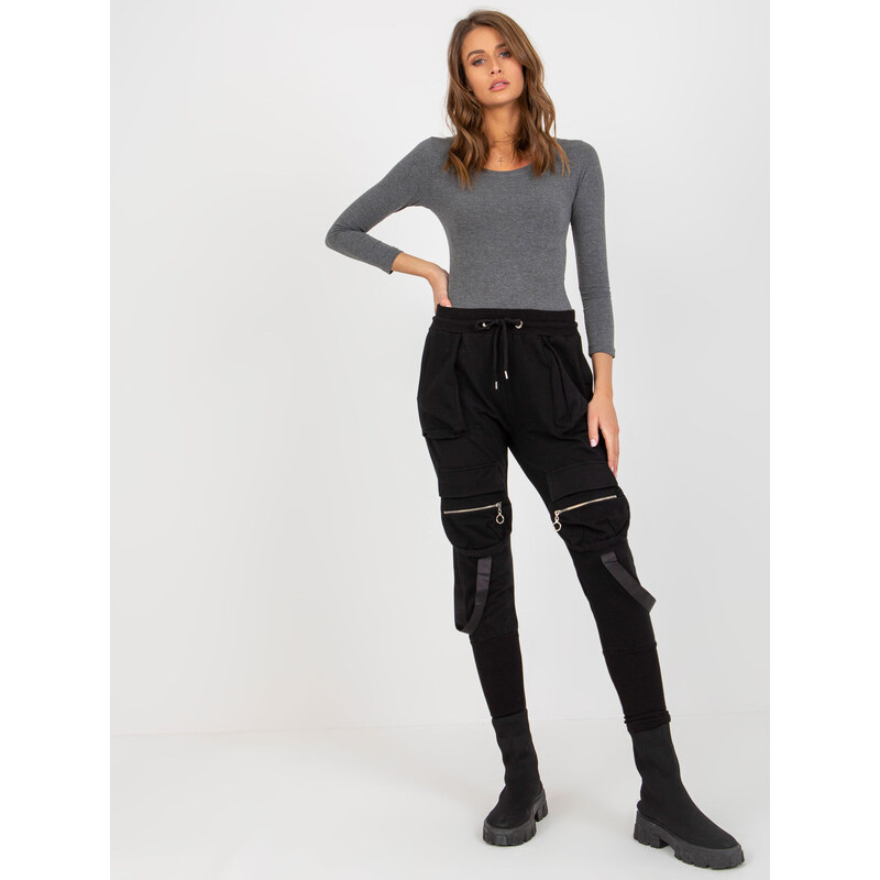 BASIC Černé cargo tepláky EM-DR-ES-21-595.23-black