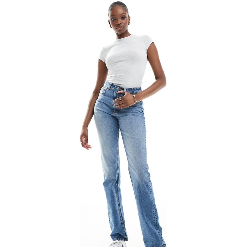 ASOS Tall ASOS DESIGN Tall 90s straight jeans in midwash-Blue 108251121