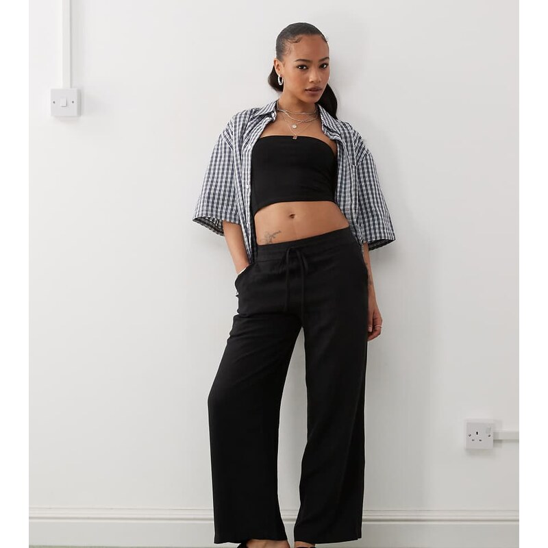 Noisy May Petite loose fit linen mix trouser in black 105671771