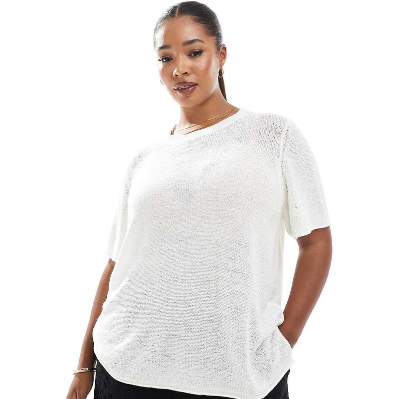 ONLY Curve short sleeve knitted top in cream-White