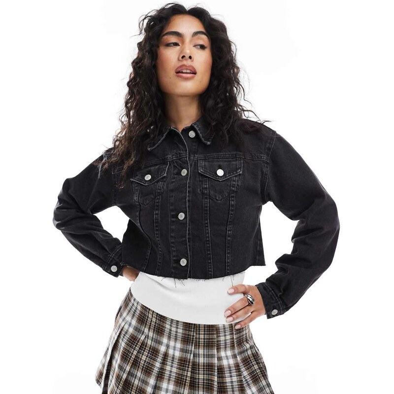 New Look cropped denim jacket in black