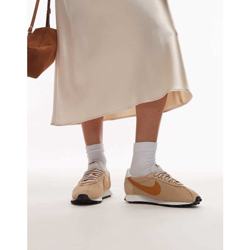 Nike LD-1000 SE trainers in beige and orange-Neutral