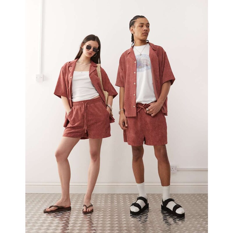 Reclaimed Vintage unisex cord short in pink 115510031