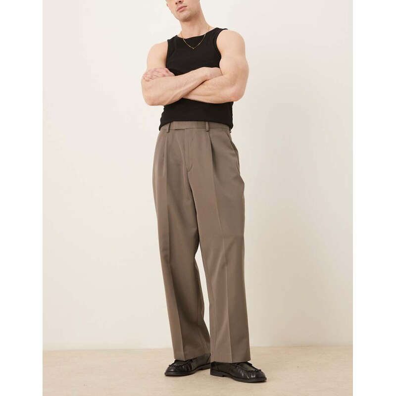 ASOS DESIGN smart balloon fit trousers with front pleats in mink