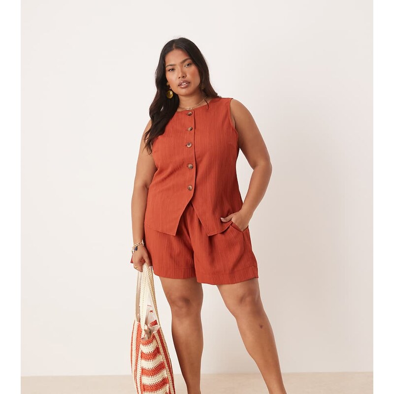 ASOS Curve ASOS DESIGN Curve crinkle pull on shorts co-ord in