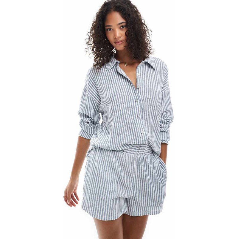 ONLY textured shorts co-ord in blue stripes