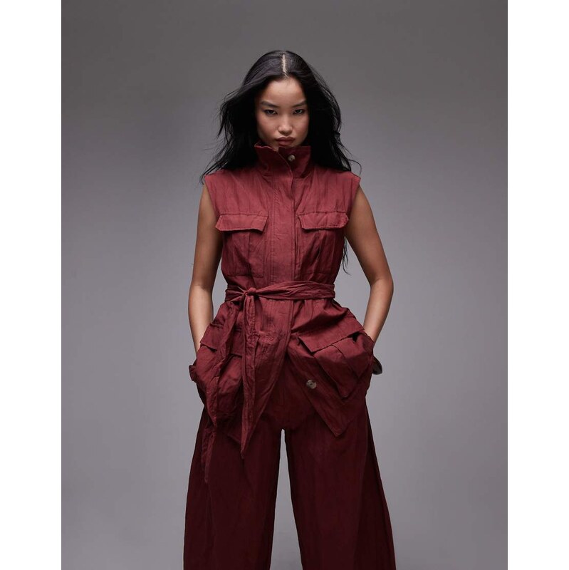 Mango capsule crushed texture longline sleeveless shirt in dark red 105903917