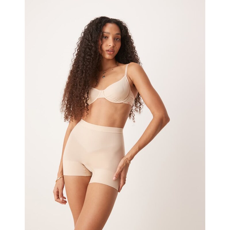 SPANXsculpt Seamless Power shorty in beige-Neutral 114791797