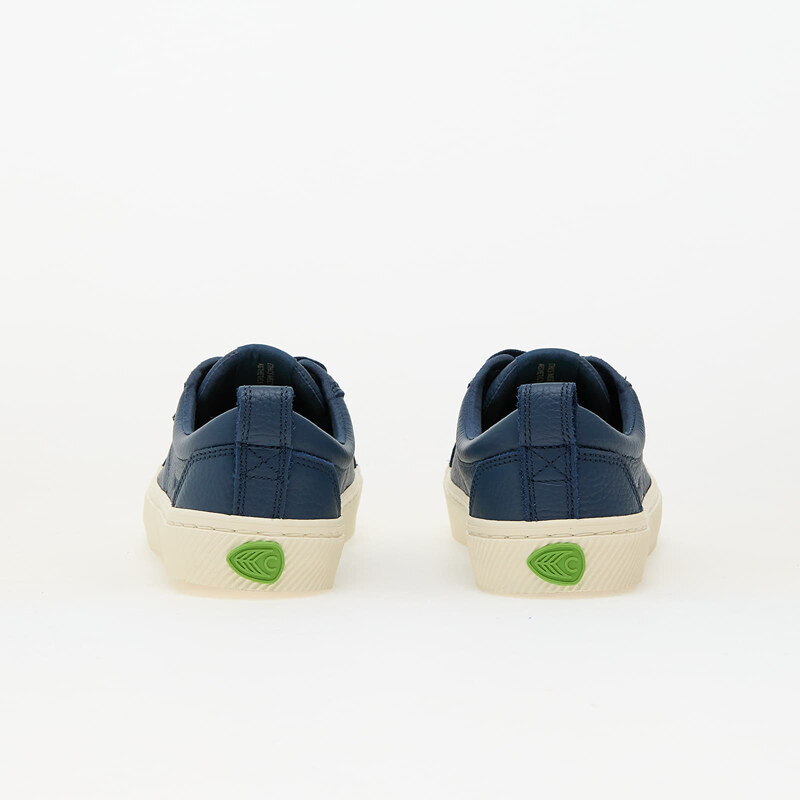 Cariuma M Oca Low Dark Denim