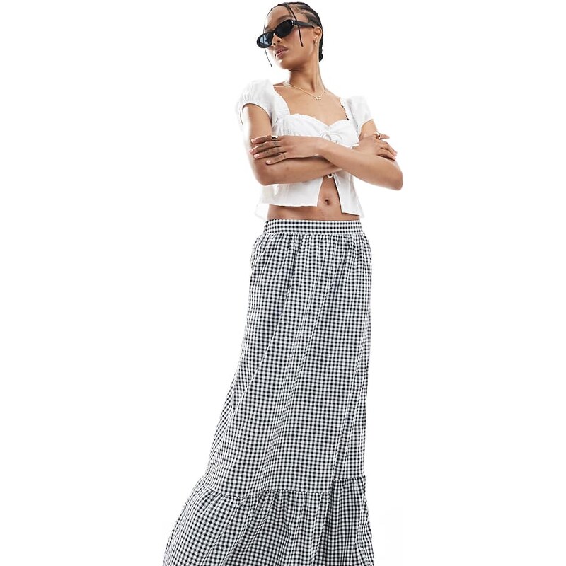 Vero Moda Tall tiered hem maxi skirt in black gingham print 115512492