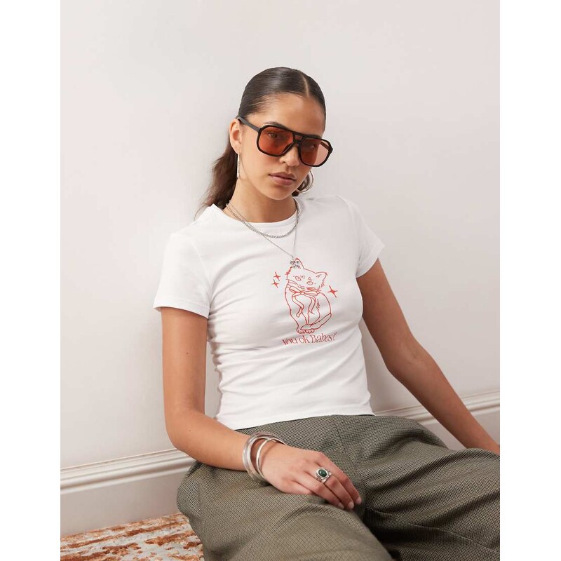 Noisy May baby tee with cat graphic in white 115511601