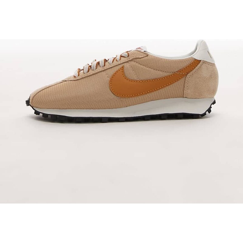 Nike LD-1000 SE trainers in beige and orange-Neutral