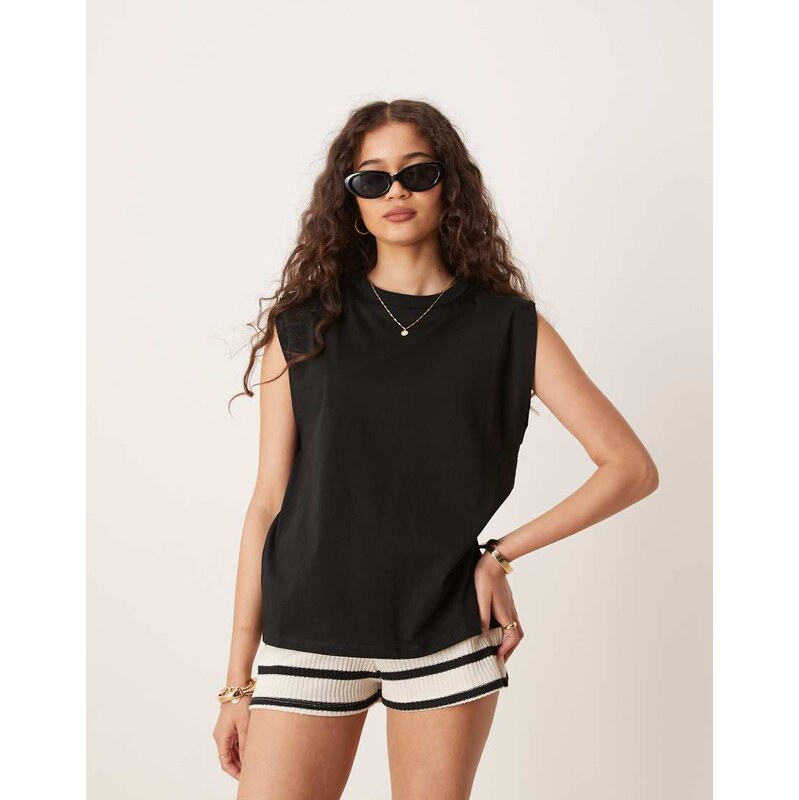 Mango sleeveless elevated shoulder vest in black 105981624