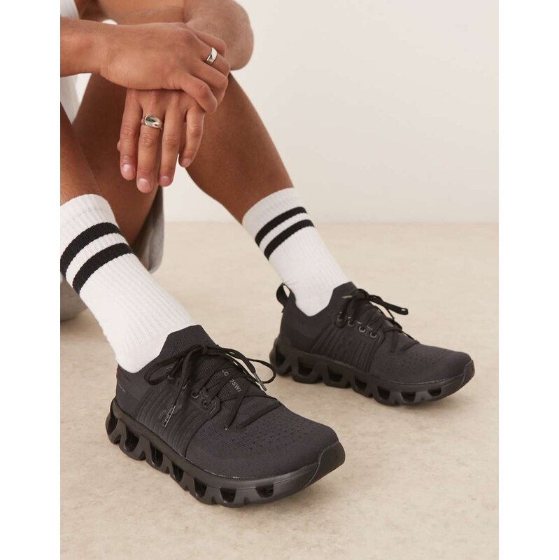ON Cloudswift 4 running trainers in black
