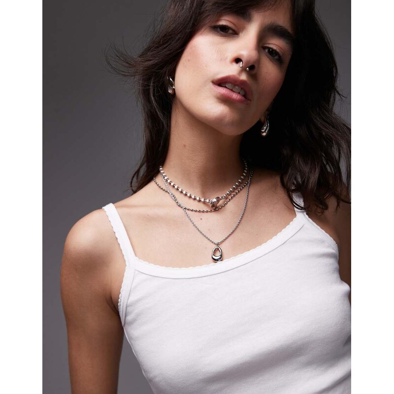 Topshop vest with scallop trim in white