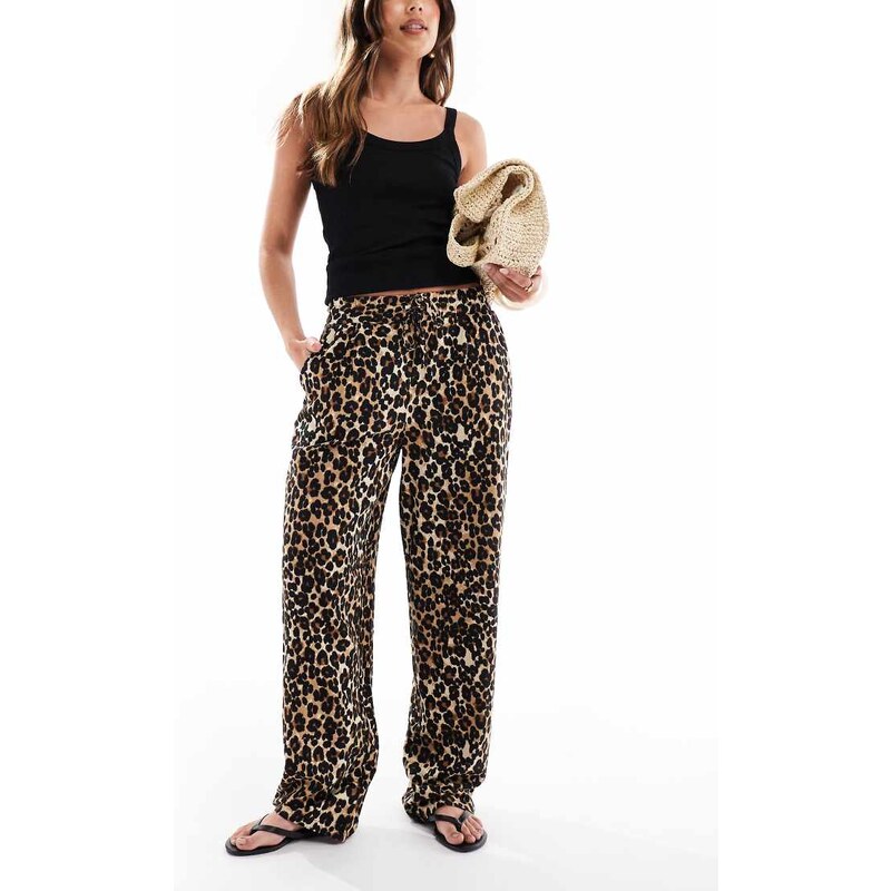 Vero Moda linen touch wide leg trousers in leopard print-Multi