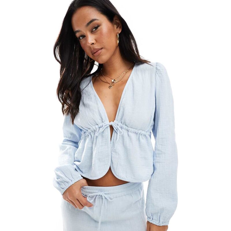 Pieces crinkle cotton tie front cropped blouse co-ord in light