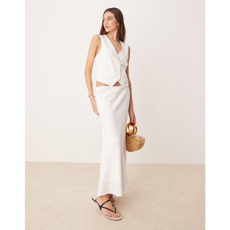 Abercrombie & Fitch bias cut linen blend maxi skirt in white 106581005