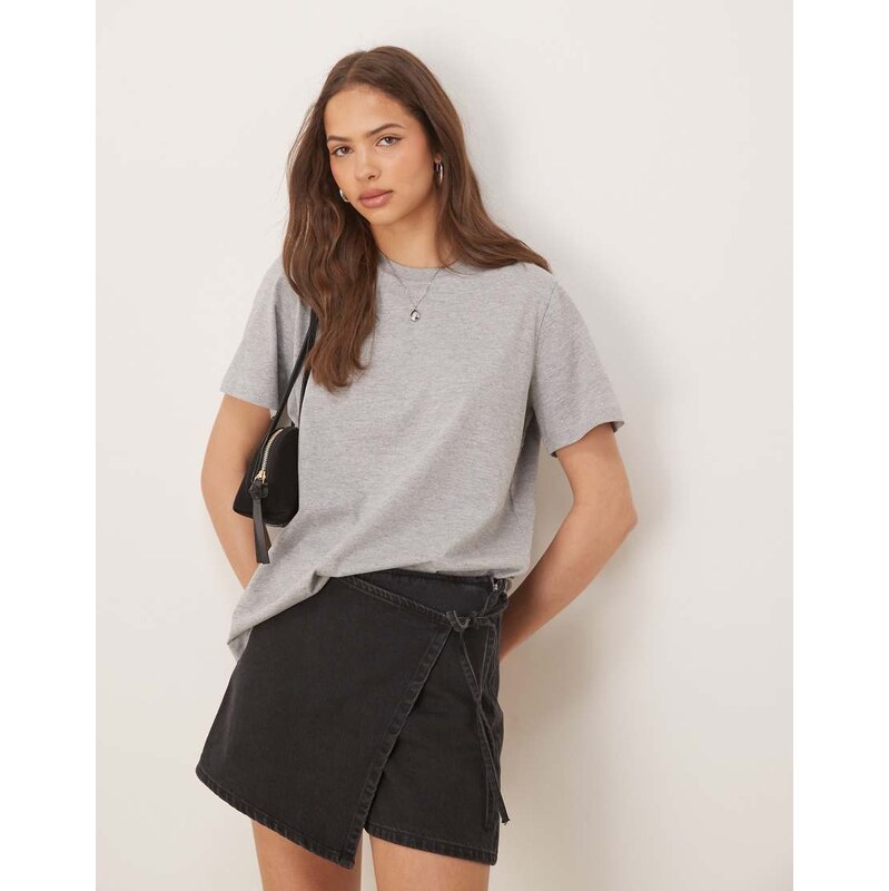 ASOS DESIGN regular fit crew neck t-shirt in grey marl