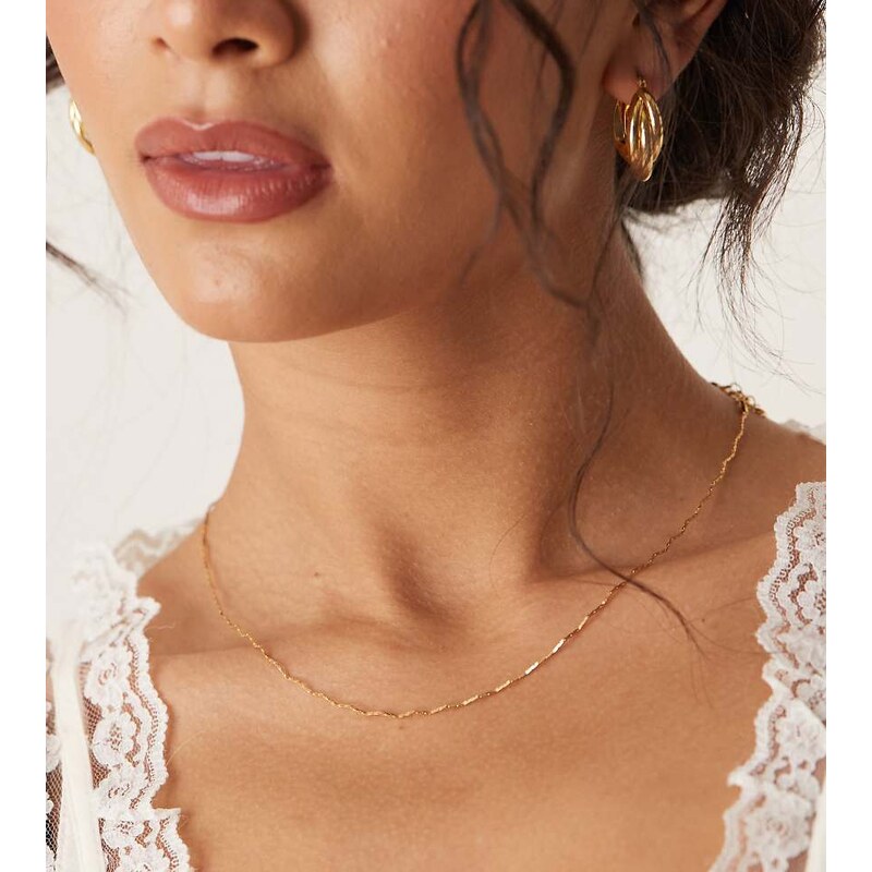 Orelia fine wave chain necklace in 18k gold plated 106025366