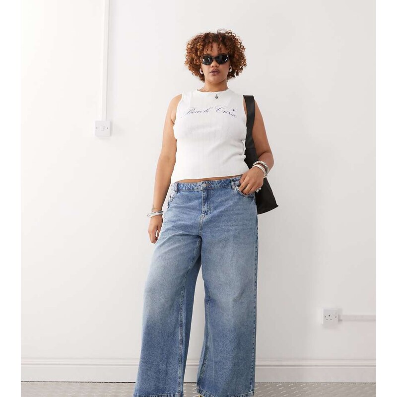 Noisy May Curve loose fit jeans in light blue wash 106025236