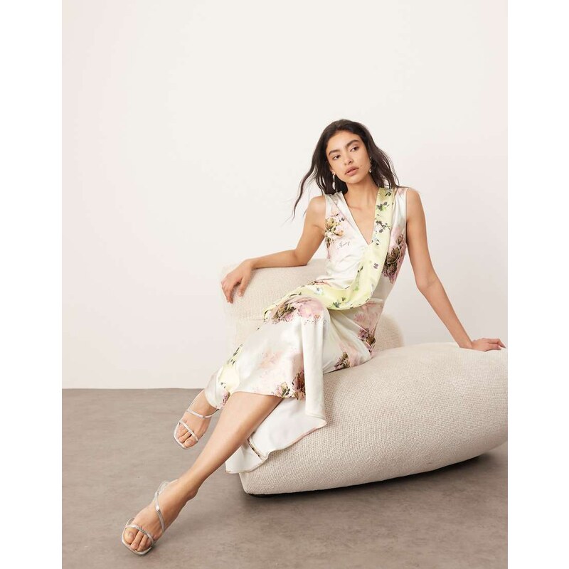 ARRANGE asymmetric panelled maxi dress in mixed floral print-Multi 106094115