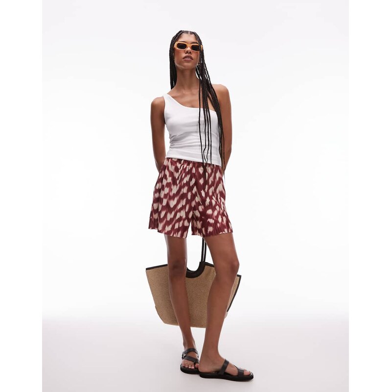 Topshop abstract animal plisse wide leg shorts in burgundy-Red