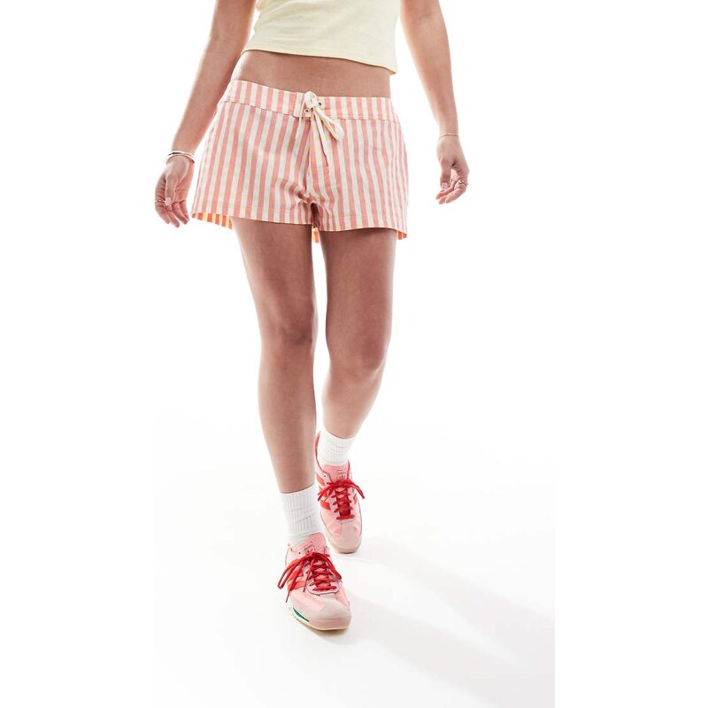 Cotton On crinkle board shorts in pink gingham-Multi 106101722