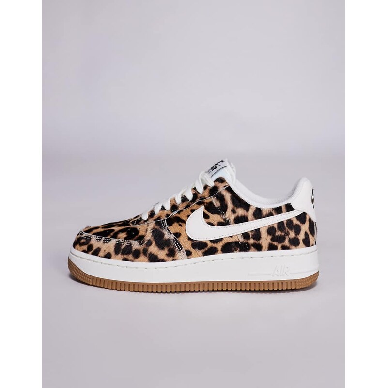 Nike Air Force 1 07 unisex trainers in leopard and white