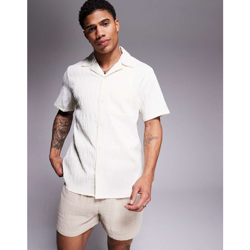 South Beach textured short sleeve beach shirt in cream-White
