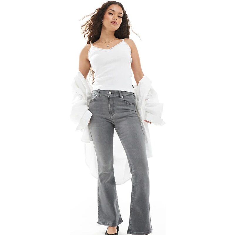 Dr Denim Petite Lexy Bootcut mid waist slim fit bootcut leg jeans in 106228857