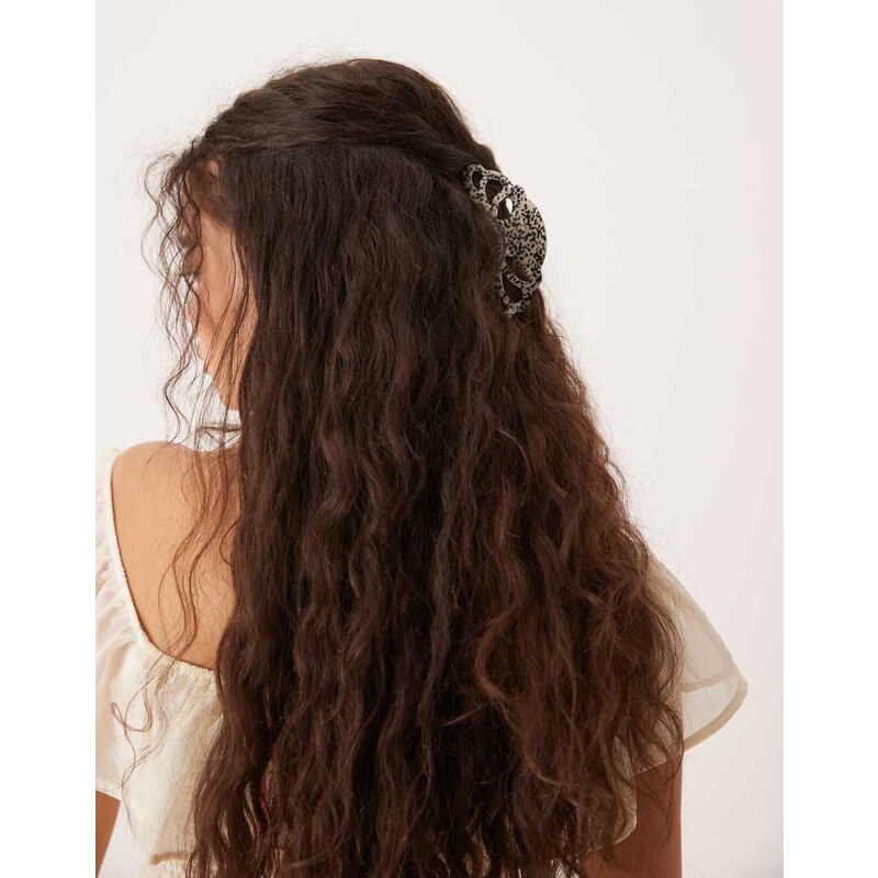 ASOS DESIGN animal abstract print hair claw in white 106245712