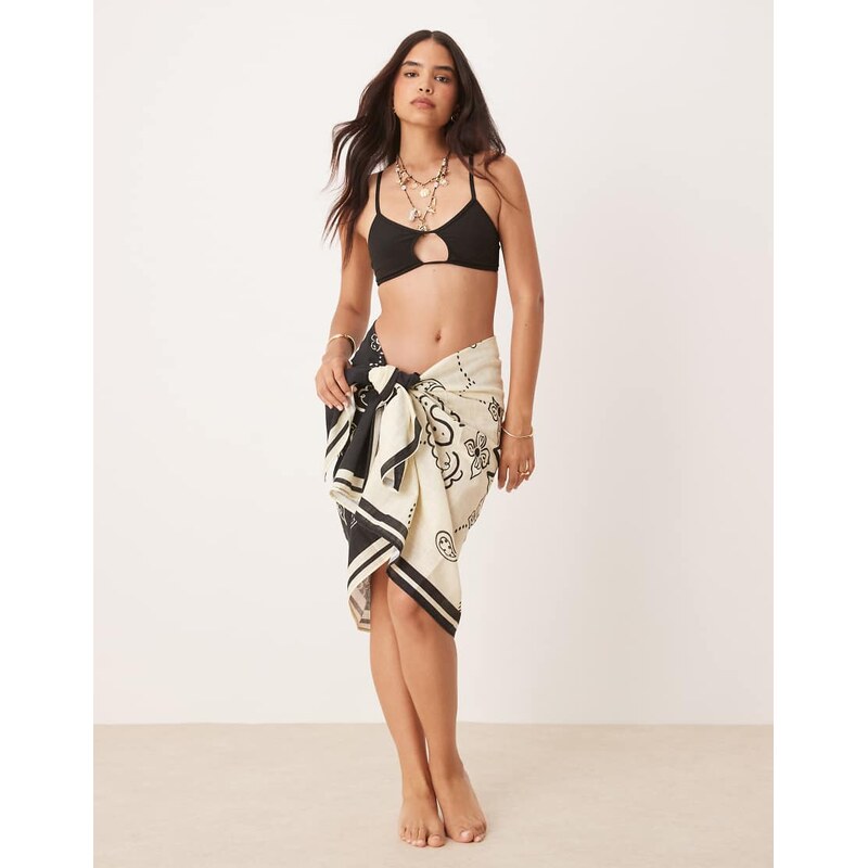 ASOS DESIGN Billie beach sarong on bandana print-Black 106245631