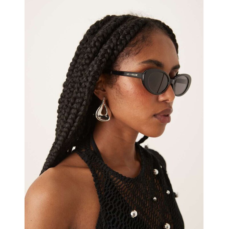 Lu Goldie Jeanne round sunglasses in black 106378402