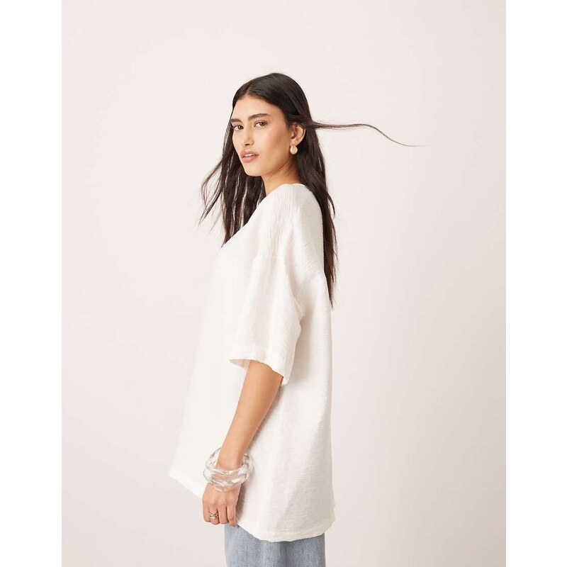 ARRANGE oversized textured boxy woven t-shirt in white 106911834