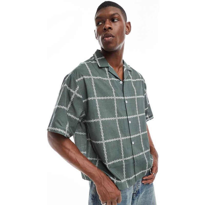 ASOS DESIGN regular fit check shirt in green-Grey