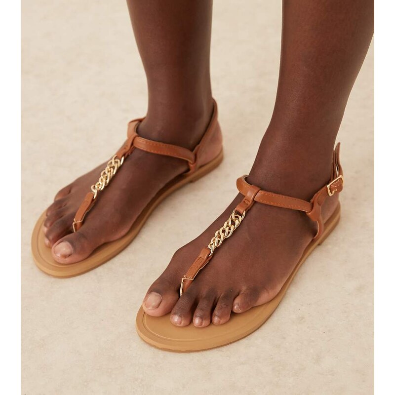 ASOS DESIGN Wide Fit Fancy chain flat sandals in tan-Brown 113260901