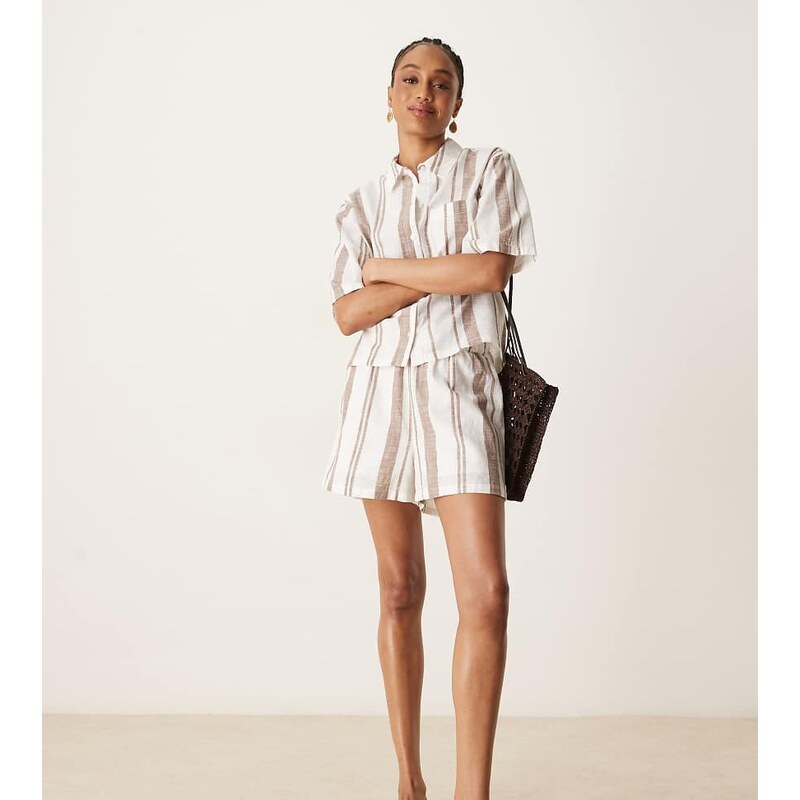 JDY Tall textured shorts co-ord in beige stripes-Neutral 106428401