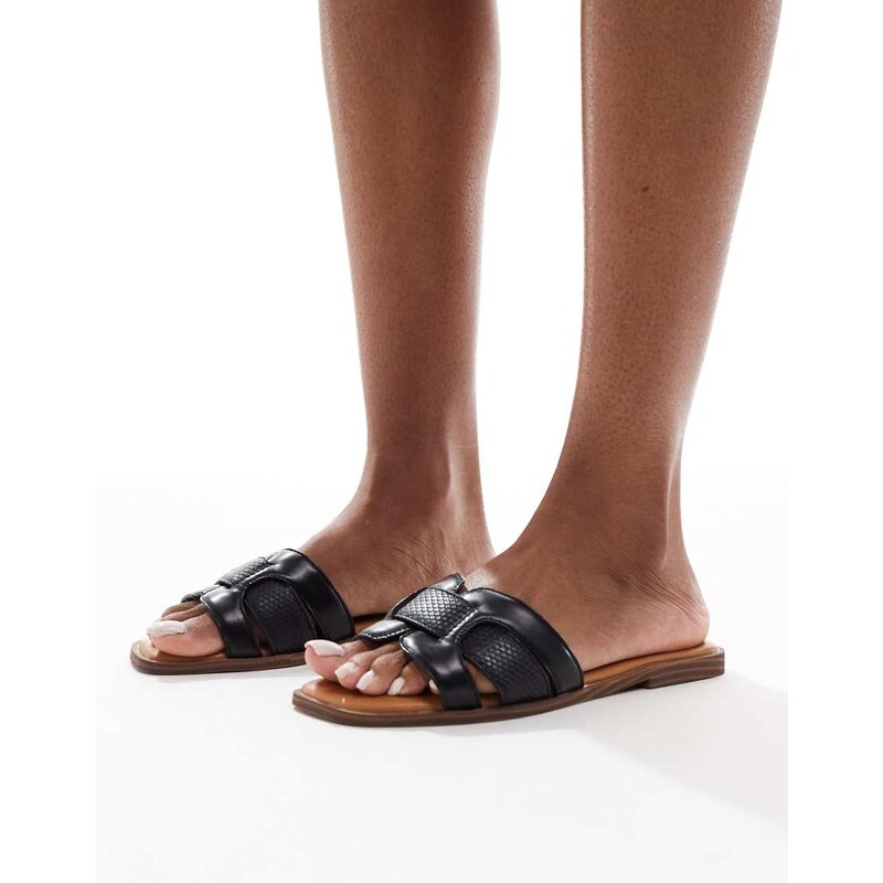 SEQWL flat sandal in black faux leather 113260991
