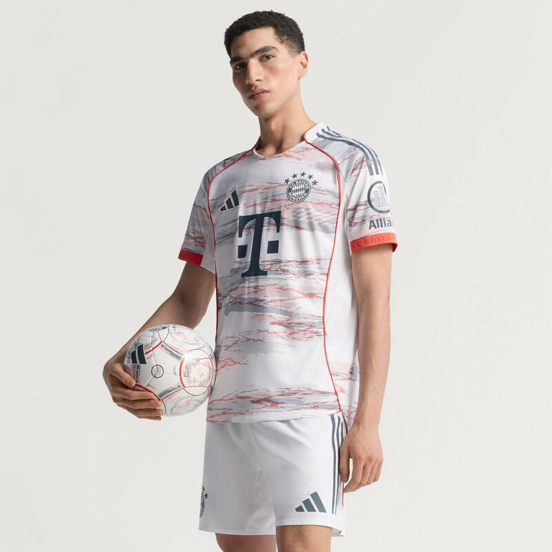 Adidas Venkovní dres FC Bayern 25/26 Authentic