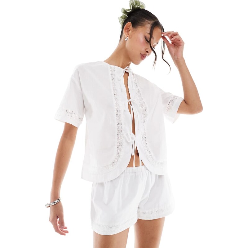 Daisy street low rise mini boxer style short in white co-ord 106519411