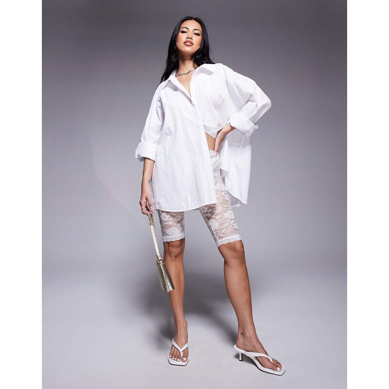 River Island lace short in white 106532597